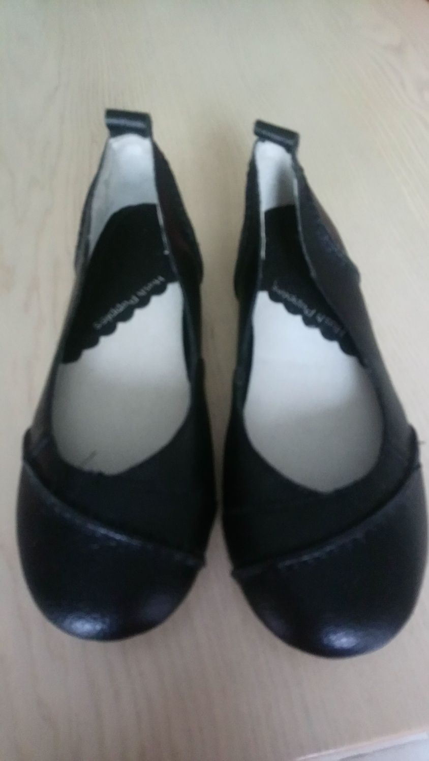 Кожанные туфли ,балетки Hush Puppies