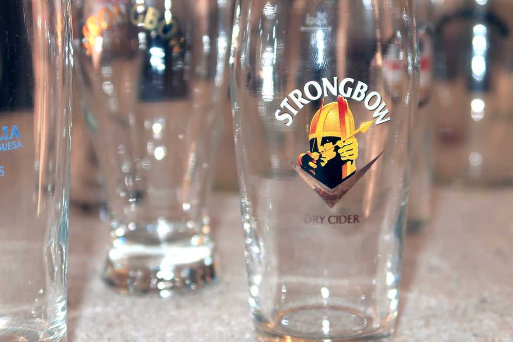 Copos cerveja coleção anos 80 e 90