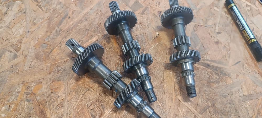 Fiat 126p choinka skrzyni biegów oryginalna czarna wzmocniona