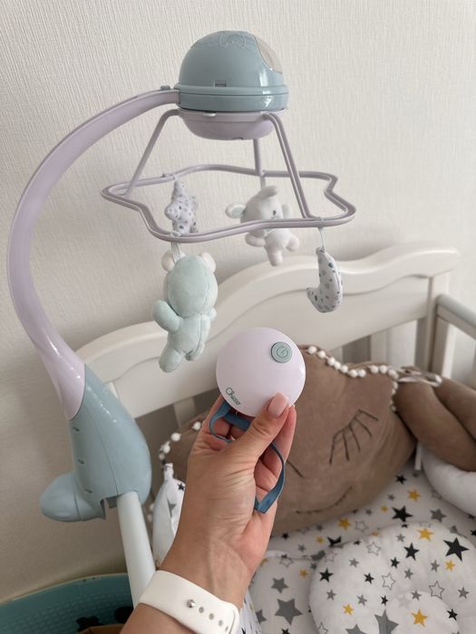 Мобіль-проектор Chicco веселка 3 в 1