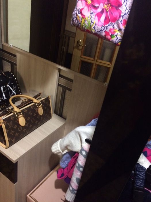 Мебель Прихожая вешалка,зеркалою тумба