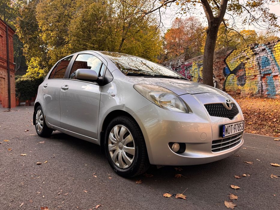 Toyota Yaris Toyota Yaris 1.3, 87KM (64kW) | 2008 r. | klimatyzacja, nawigacja, 6PP