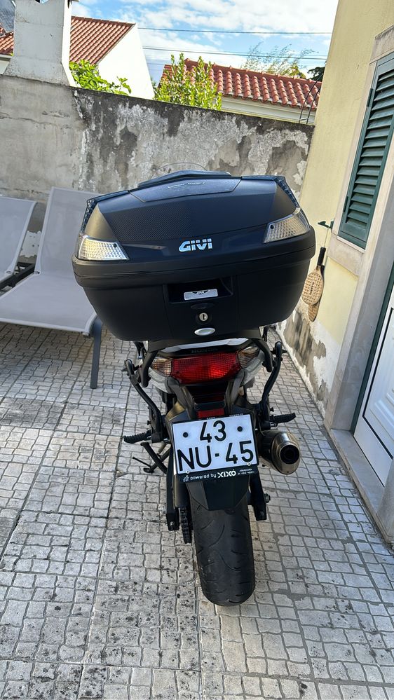 Honda CBF600 (Mota em perfeito estado)