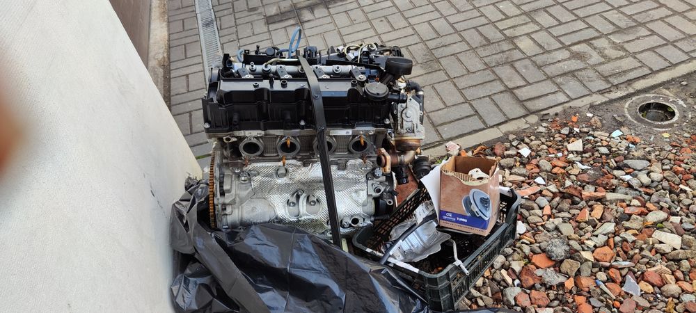 Silnik BMW N47D20B, uszkodzony