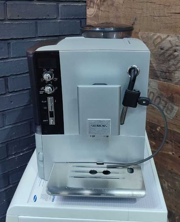 Кавомашина DeLonghi Magnifica. Широкий вибір. Гарантія. Доставка
