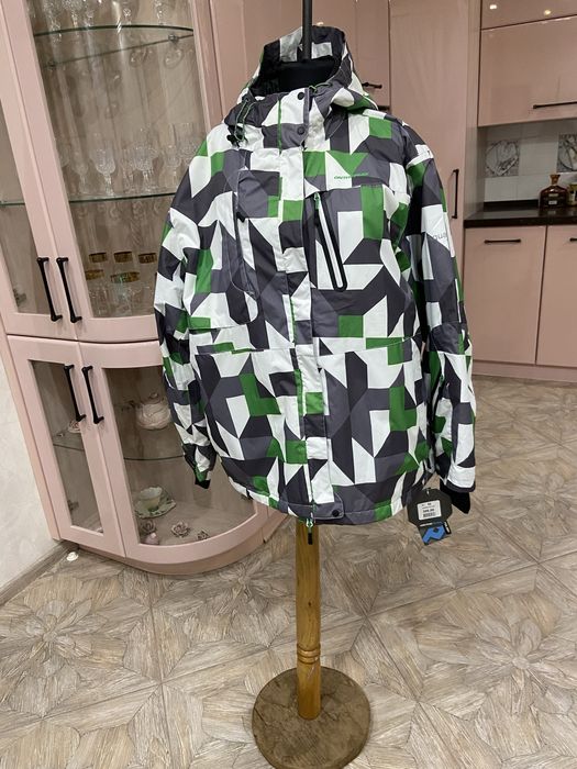 Костюм лыжный женский раз. 54-56. Замеры в описании