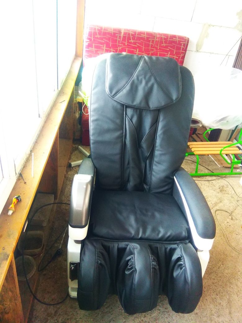 Продам польское масажное кресло