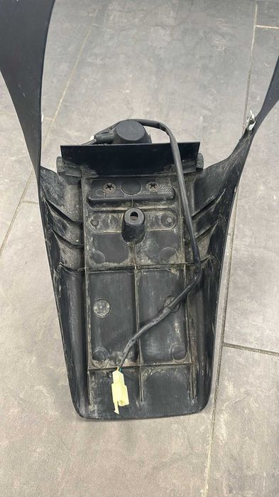 Błotnik Tył Lampa Honda XL 125 Varadero 2001-06 [2098]