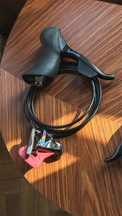 SRAM FORCE AXS D2 Klamkomanetki hamulce zestaw