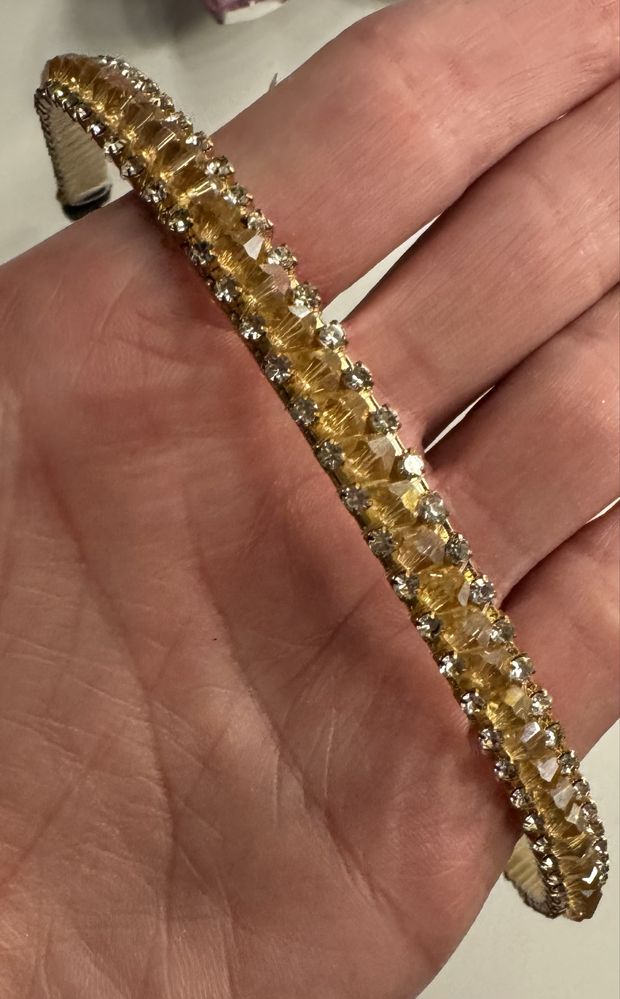 Piękna, nowa opaska z kamieniami Swarovski okazja