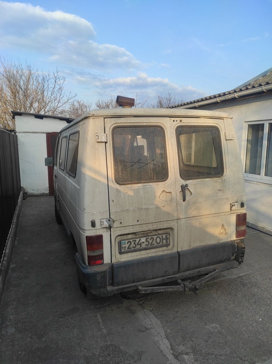 Рено трафік першого покоління