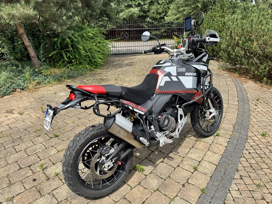 Ducati desert X 2023 r faktura vat pierwszy wlasciciel salon polska