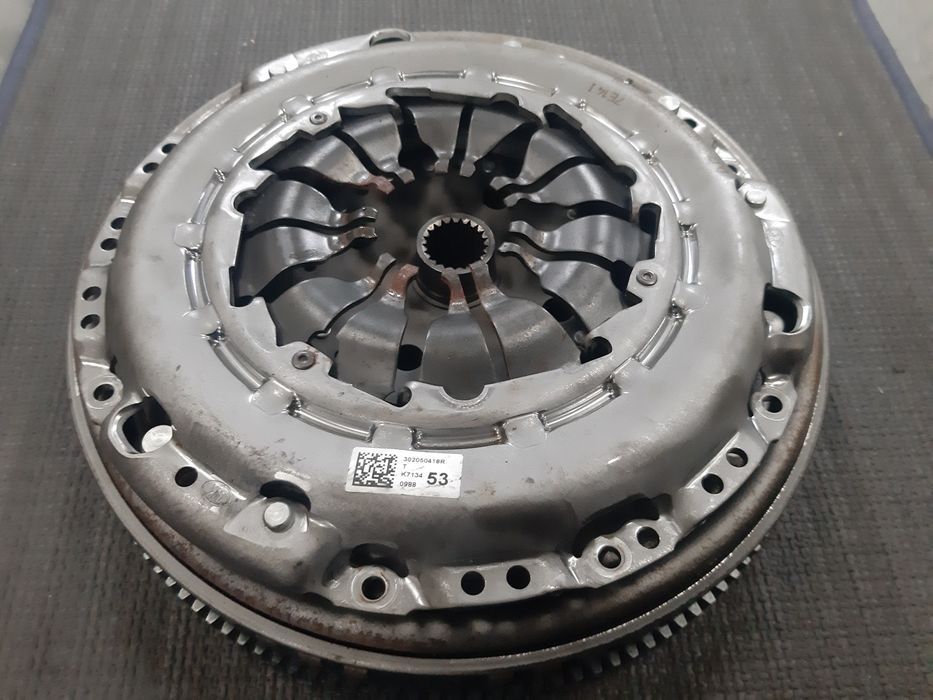 Kit Embraiagem + Volante Bimassa Renault Megane Fluence Scénic Captur Talisman Laguna Kadjar 1.5Dci 110Cv 2017 (Novo)