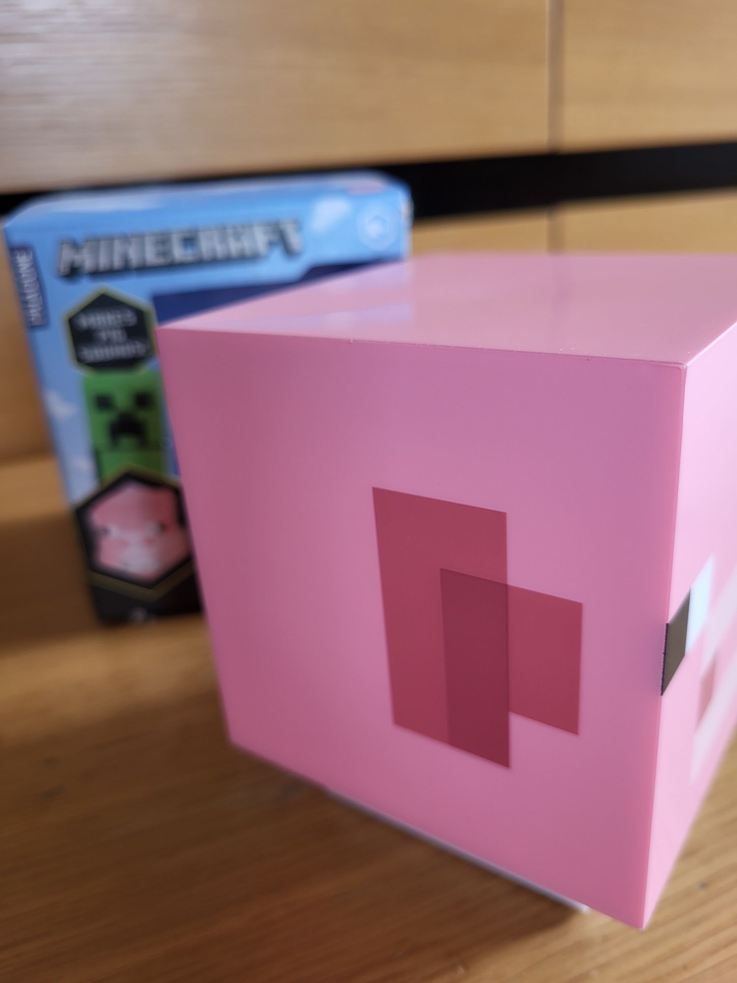 MINECRAFT Lampka nocna świnka USZKODZONA