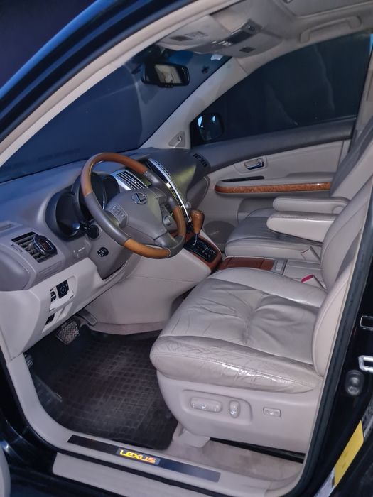Продам Лексус РХ 350