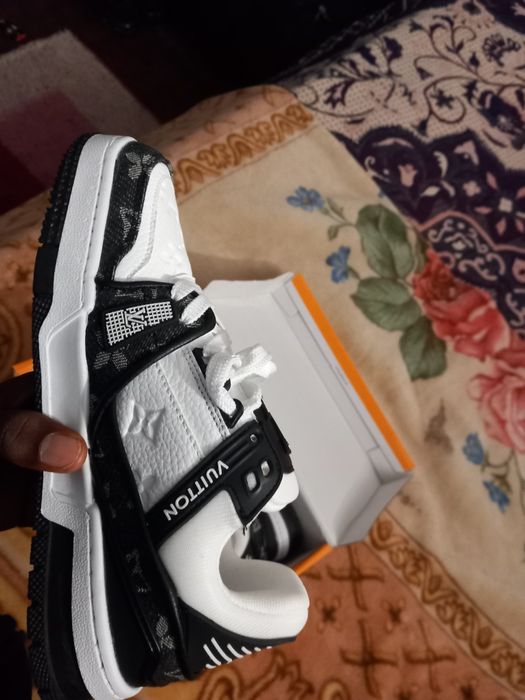 Louis vuitton original novo em bom estado