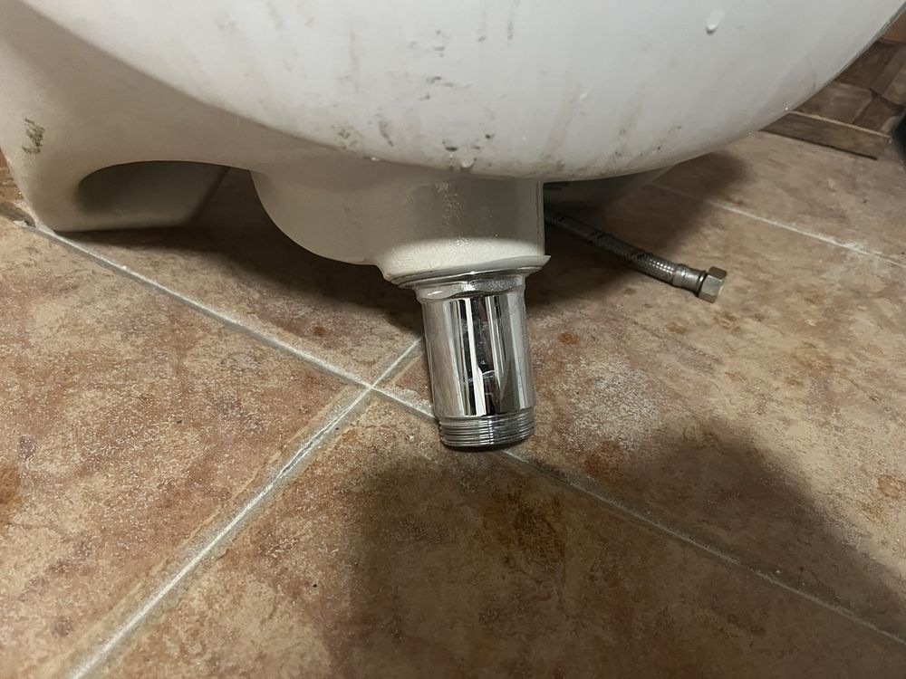 Lavatorio WC com torneira