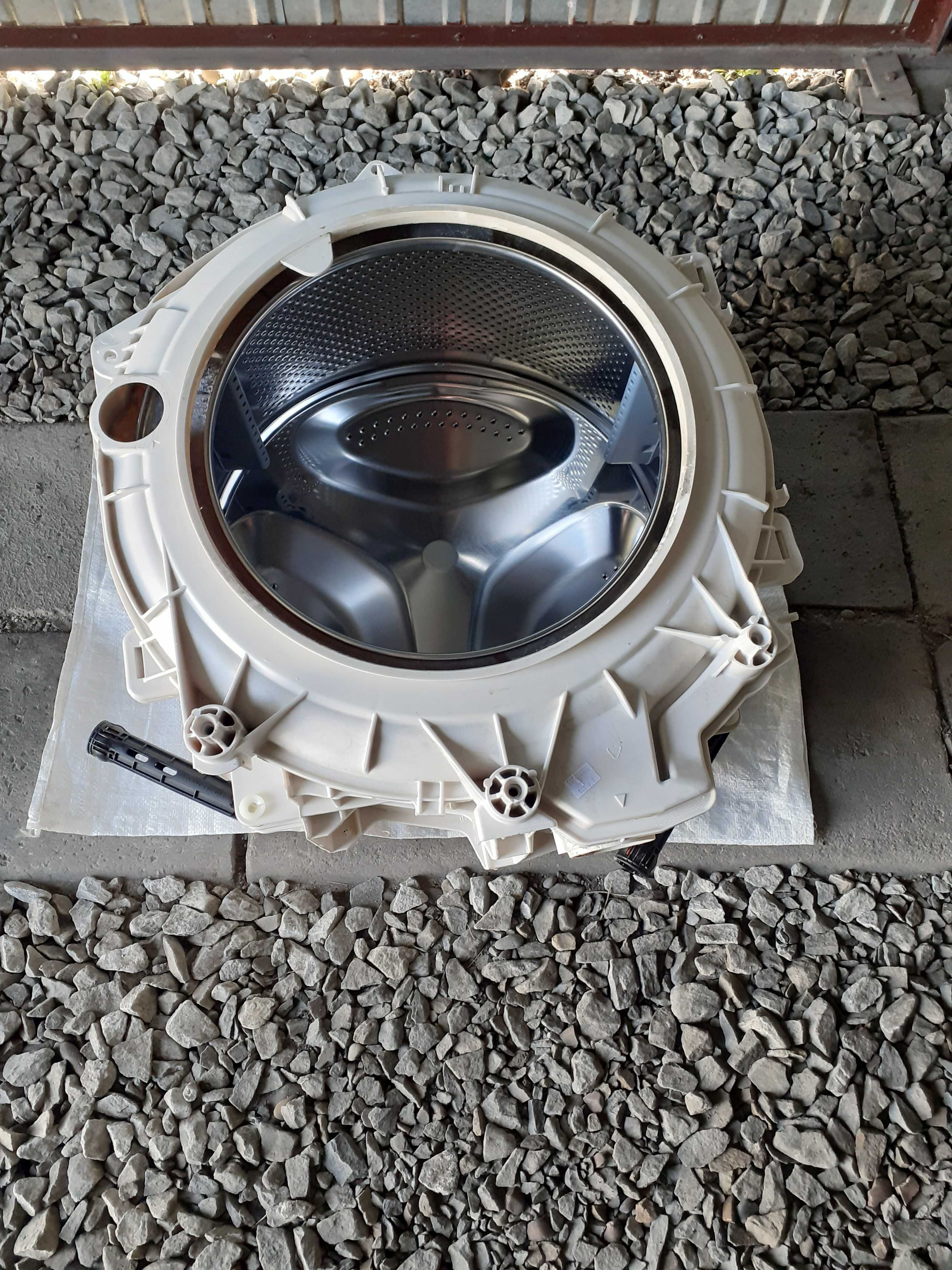 Pralka Whirlpool Model FFL6038B PL