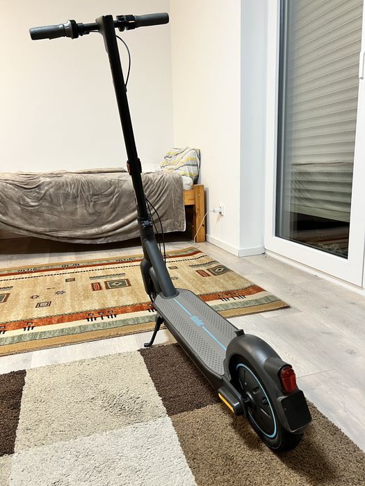 Продам свій електро самокат Ninedot G30