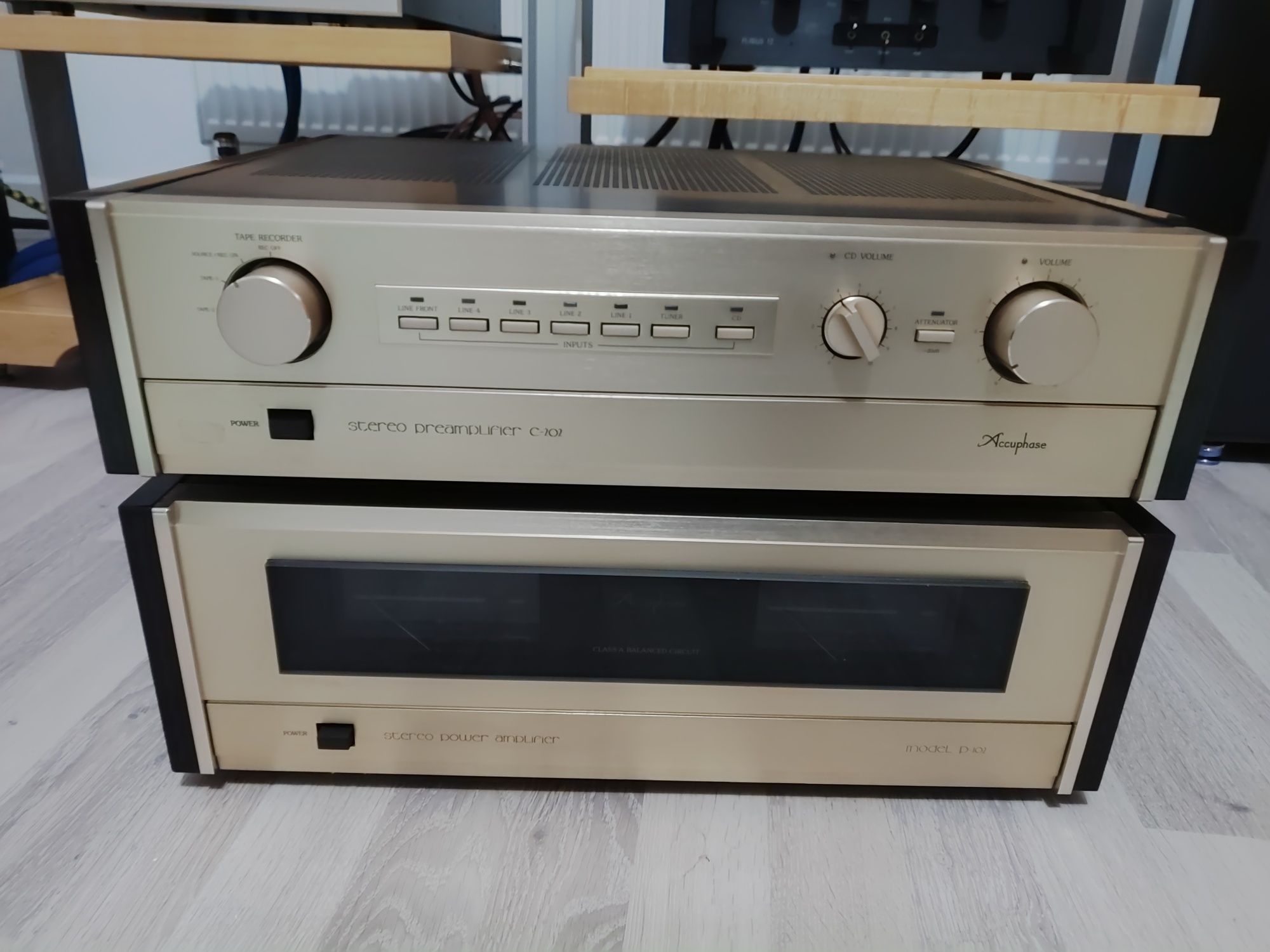 Accuphase P-102+C-202 Hi-End Wzmacniacz