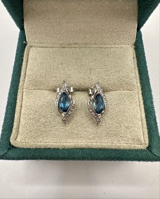 Złote kolczyki z topazami i diamentami