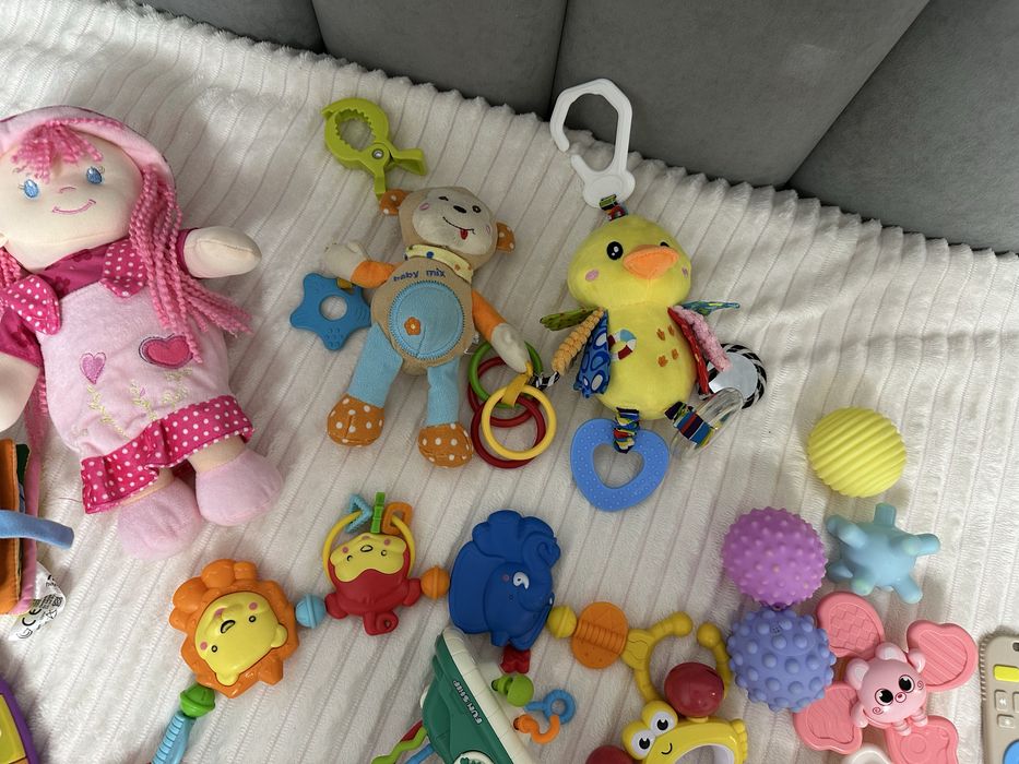 Набір іграшок для найменших діток