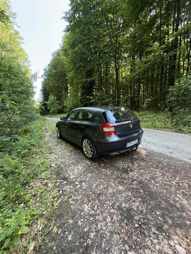 Samochód BMW e87 seria 1