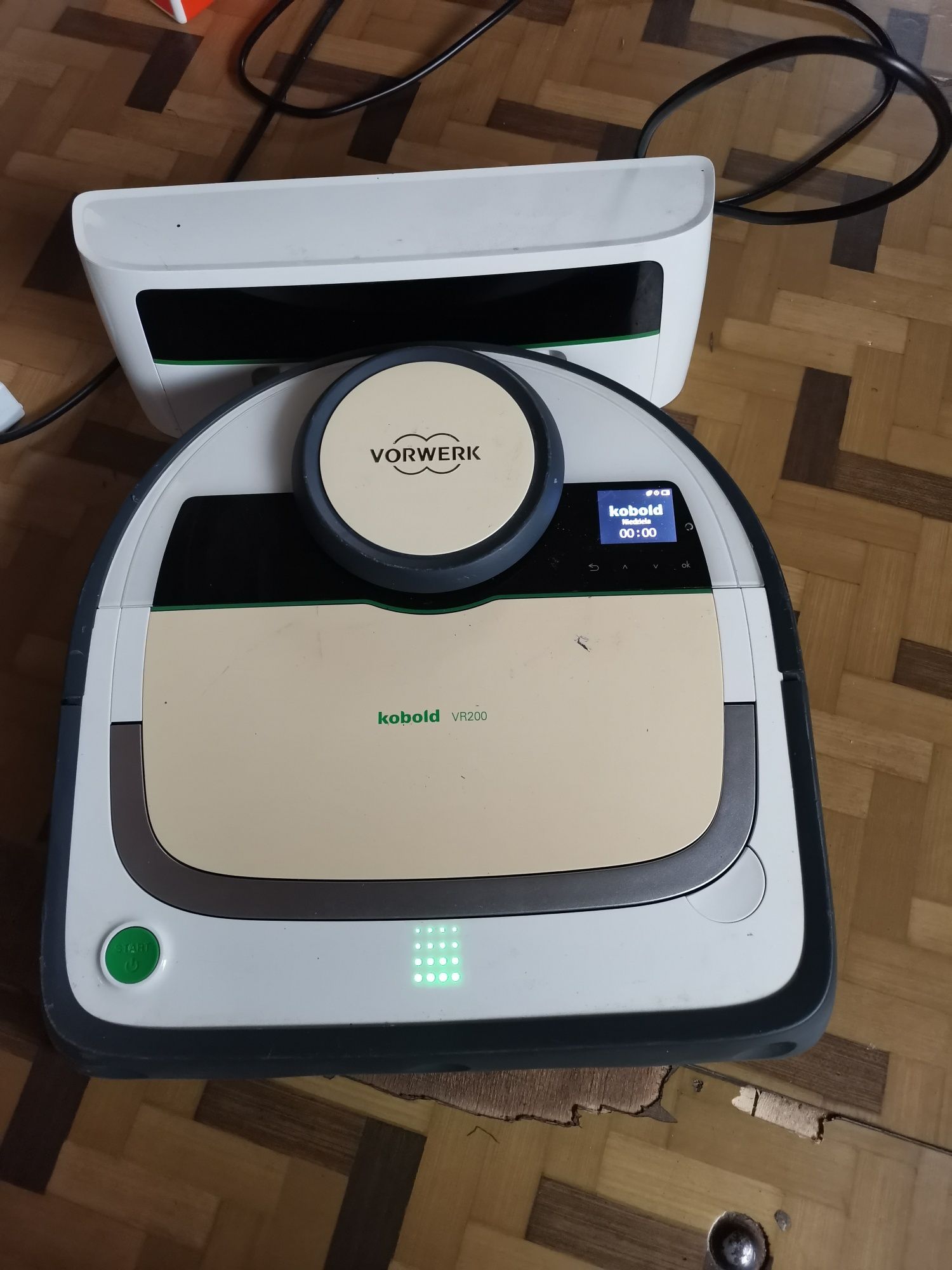Odkurzacz Kobold VR 200 VORWERK robot sprzątający.