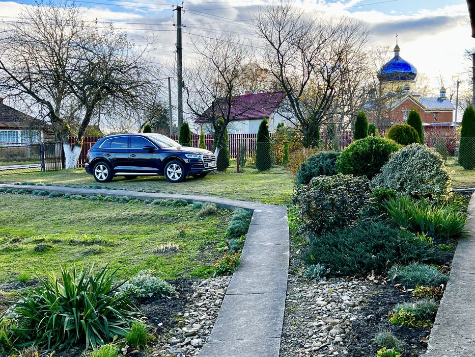 Продам будинок з великою територією