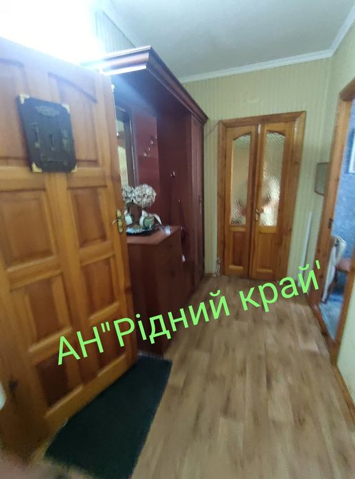Без комісії! Продамо затишну 2у кв. з кап.гаражем.