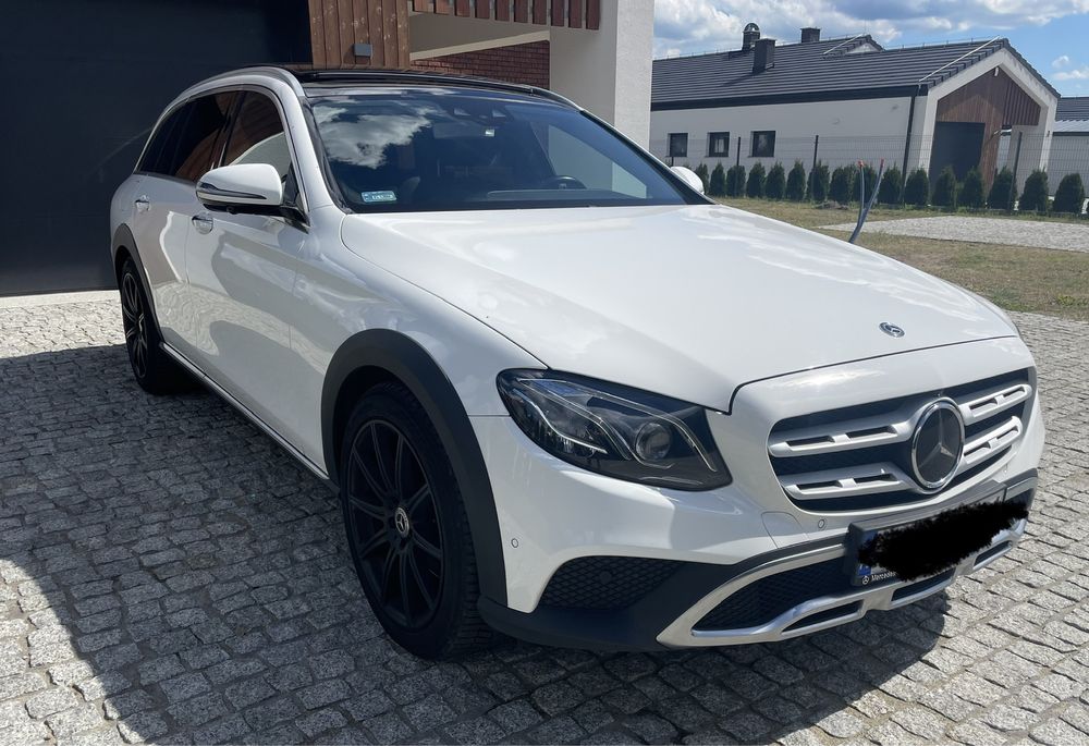 Mercedes (W213) E-klasa all-terrain 2.2 4-MATIC 2018 BEZWYPADKOWY !!!