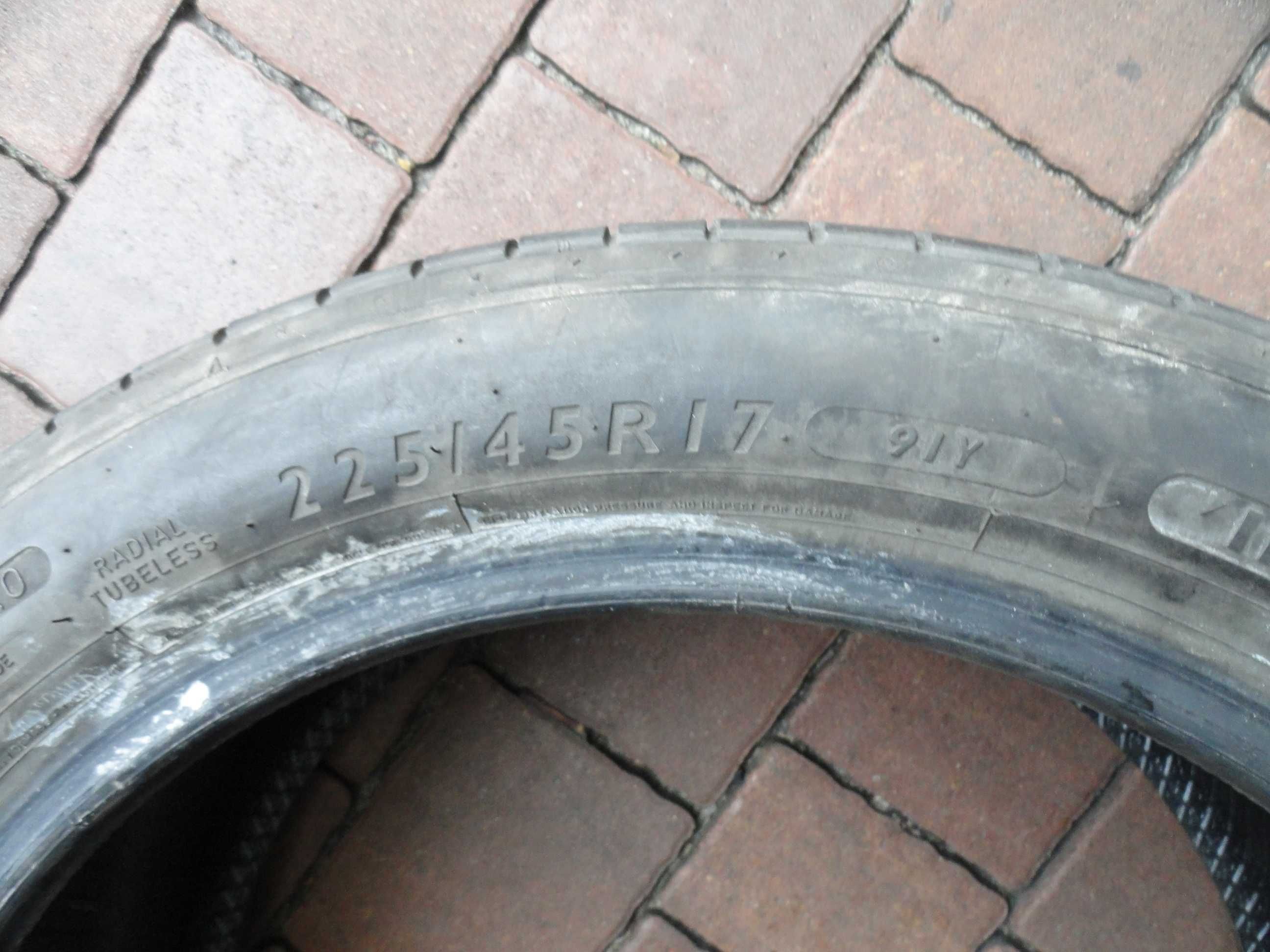 225/45R17 Dunlop 2 sztuki LATO