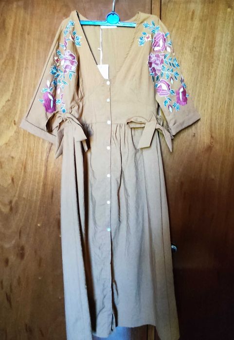 Vestido novo e moderno