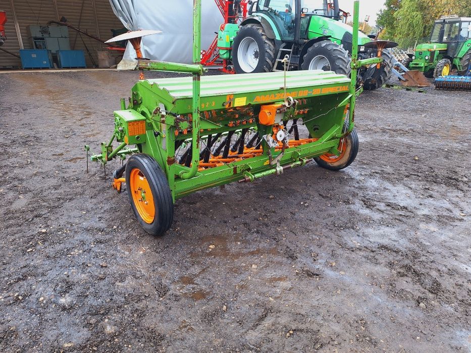 Siewnik zbożowy Amazone D8 Special  2,5m stan bdb nie hassia isaria