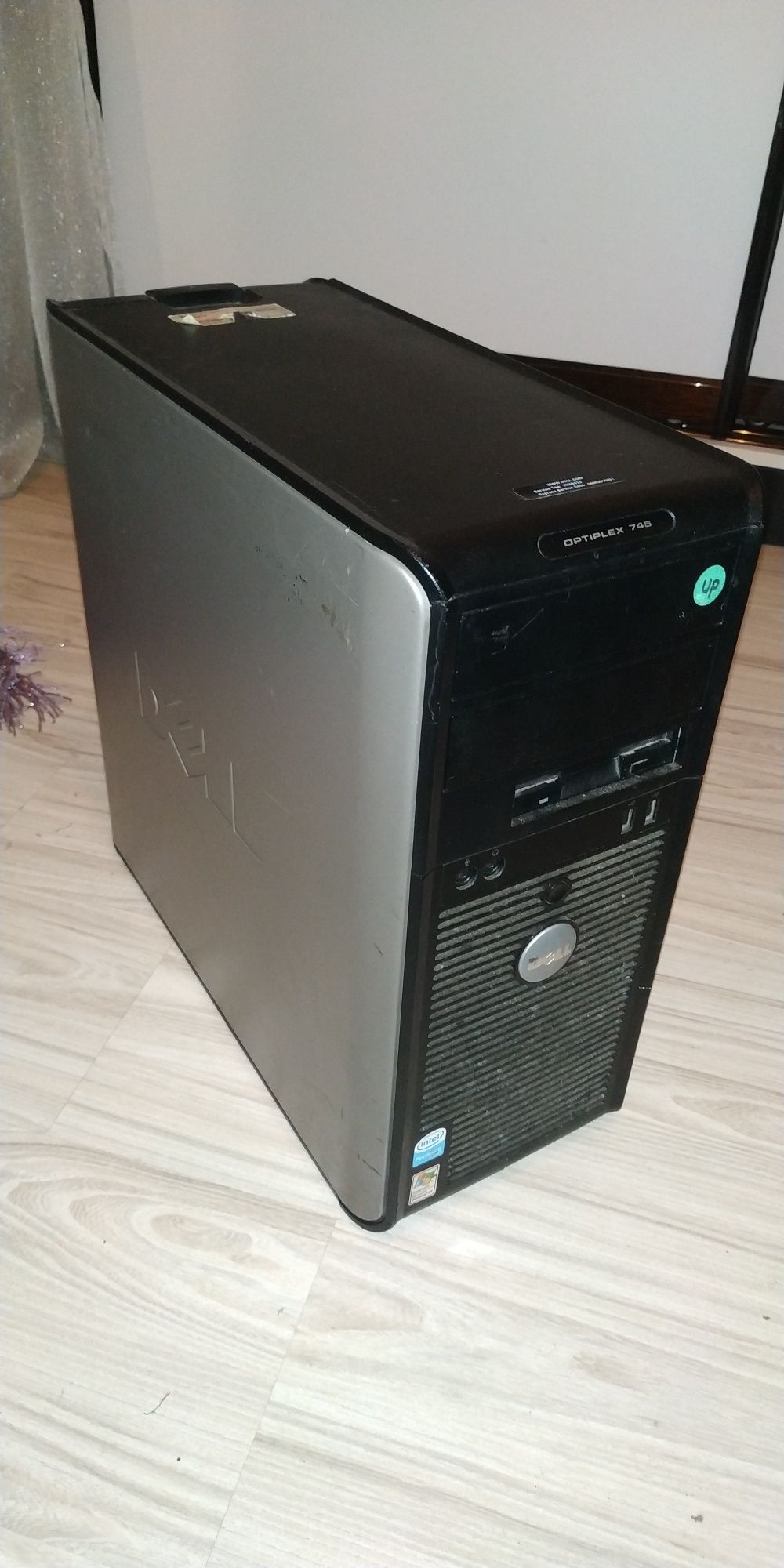 Компьютер Dell 2 ядра, 4 озу, HD4670 512MB