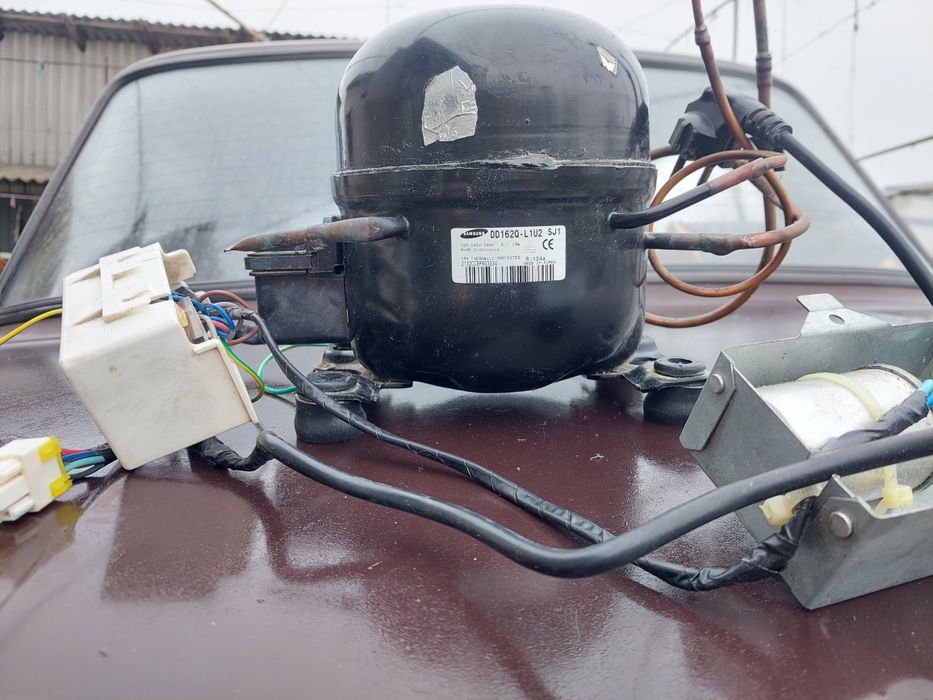 Запчастини до холодильника samsung