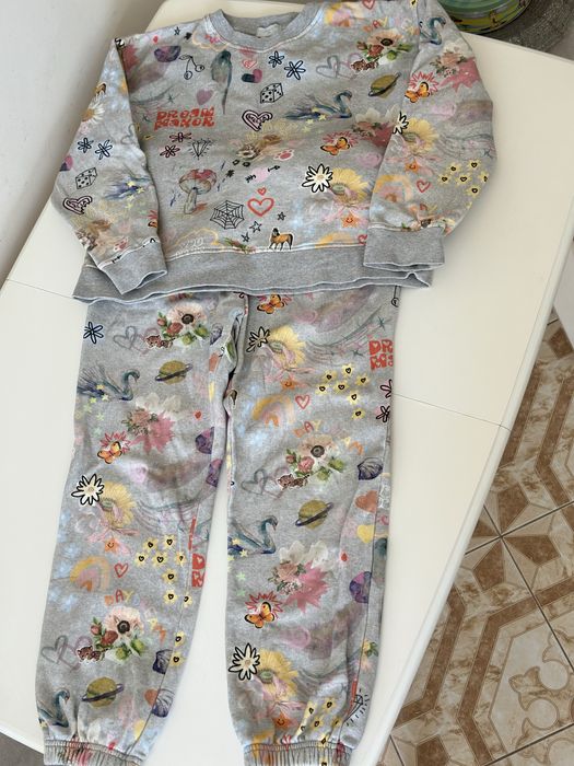 Продам классный костюм для девочки Stella McCartney, Monnalisa