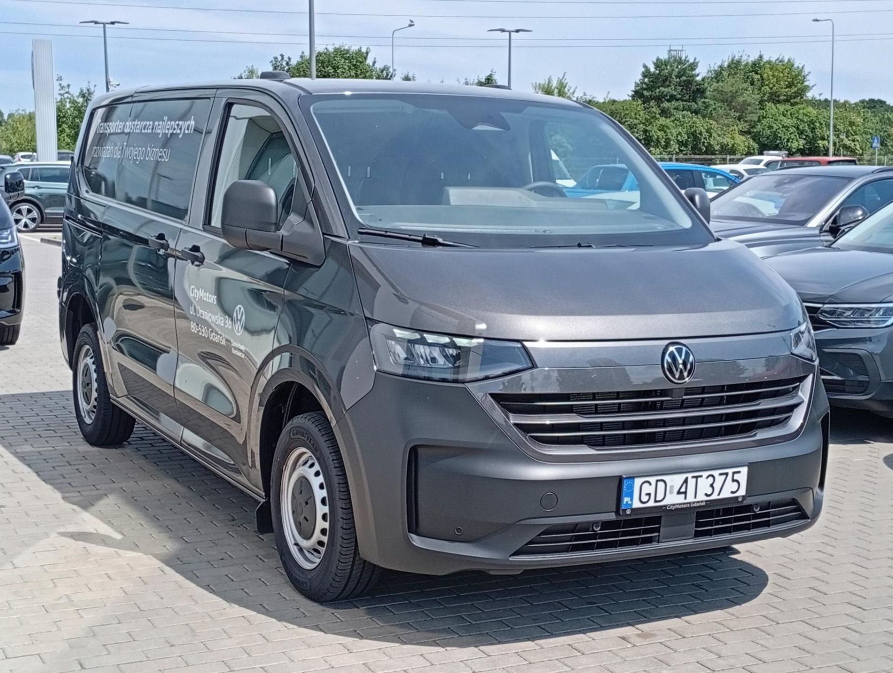 Volkswagen Transporter  T7 2.0 TDI 150KM L1 Kamera Czujniki 3 os 5 Lat Gwarancja DEMO OD RĘKI