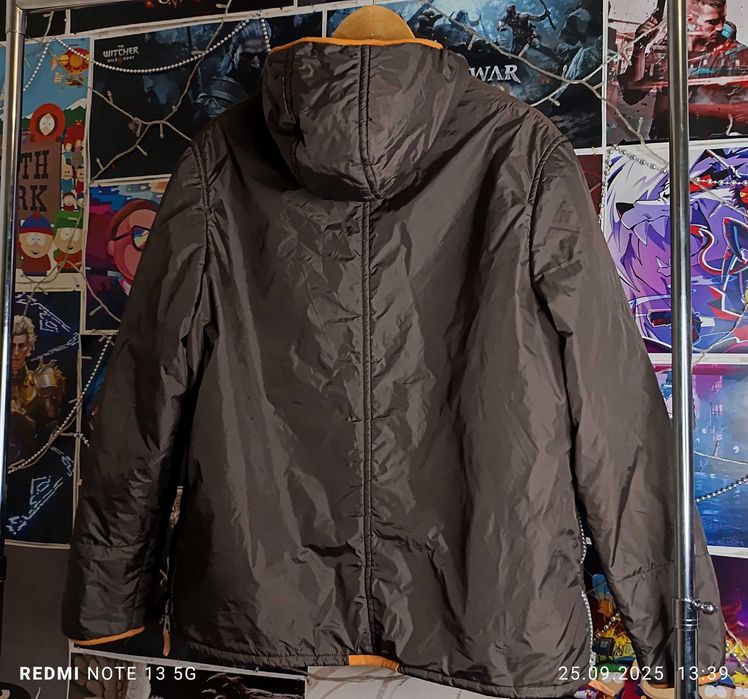 Класний італійський анорак Bailey,розмір М,44-46-48