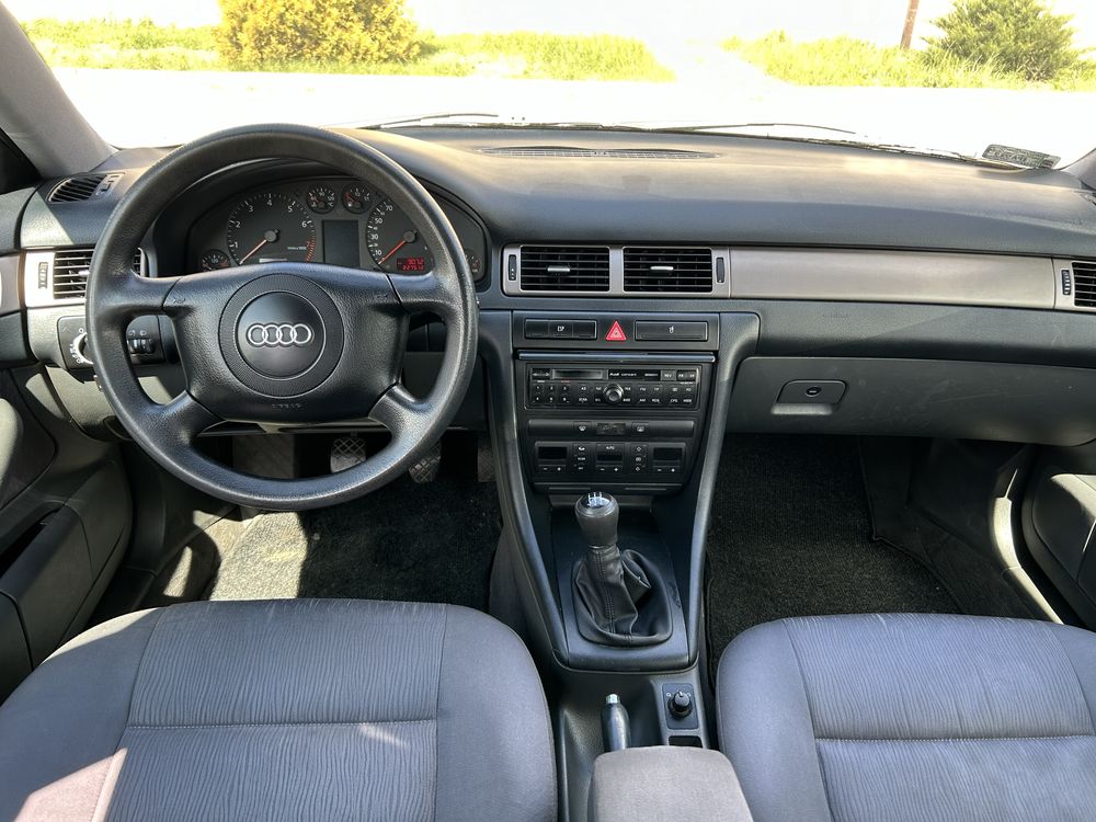 Audi A6_2.8 LPG_Klimatronic_1999r_