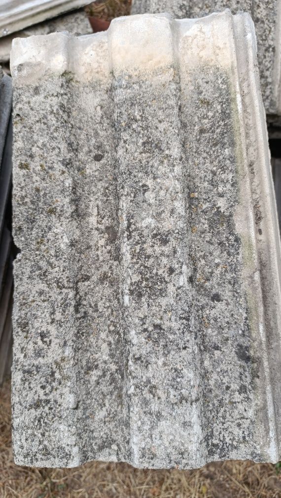 Черепиця може кому потрібно підлатати дах