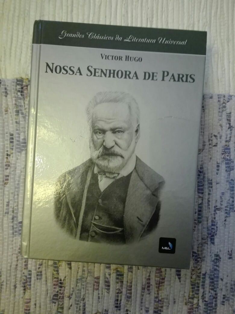 Vários livros