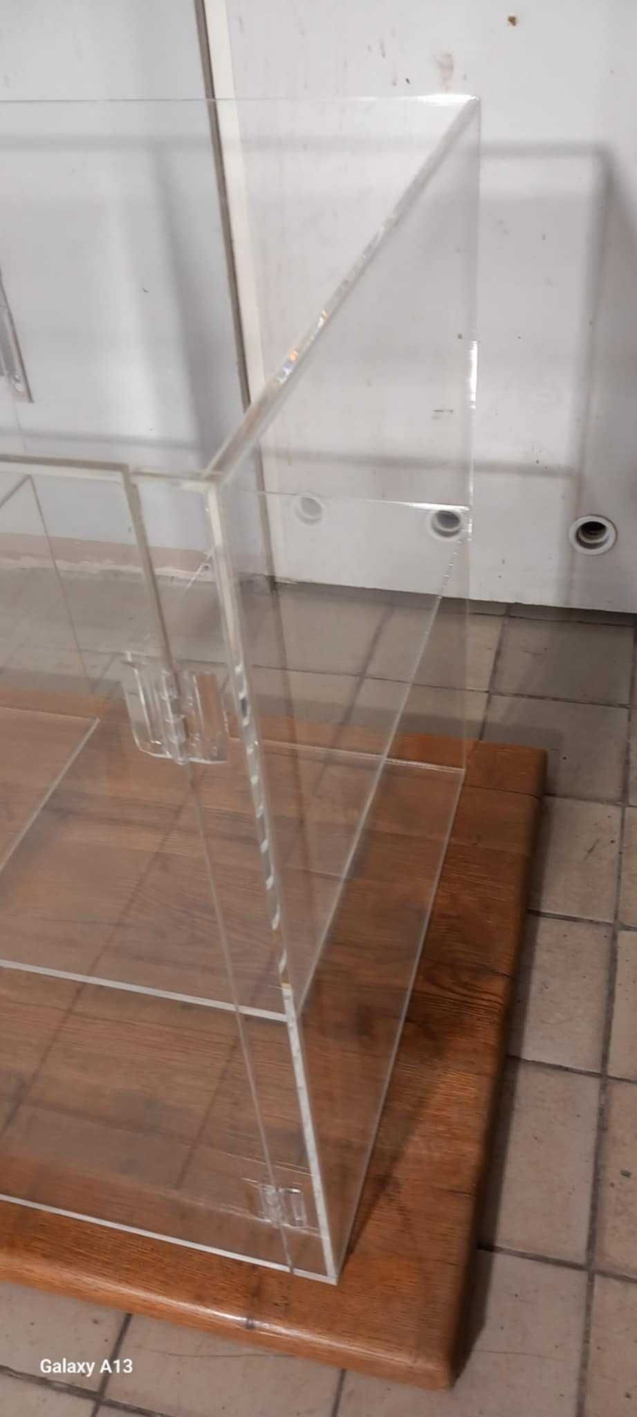 Gablota ekspozycyjna, witryna, plexi, z pleksy, do modeli, targi