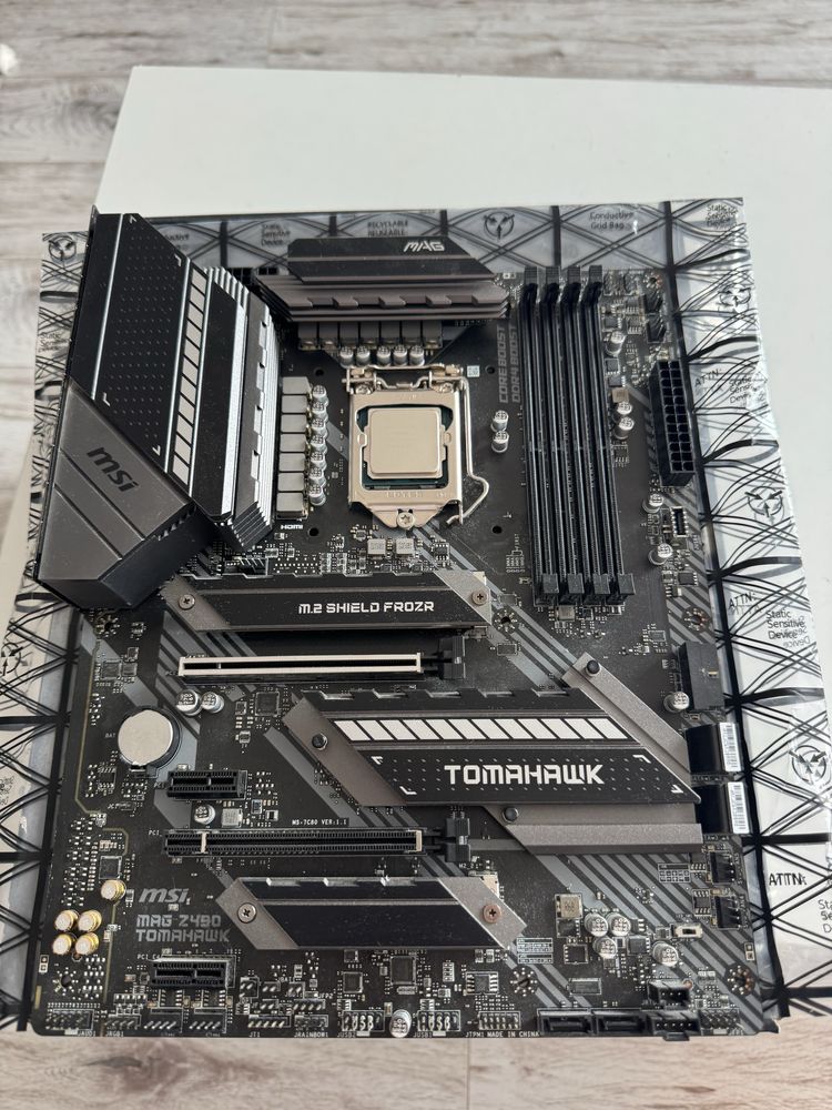 Intel Core I5 10600KF + MSI Z490 Tomahawk