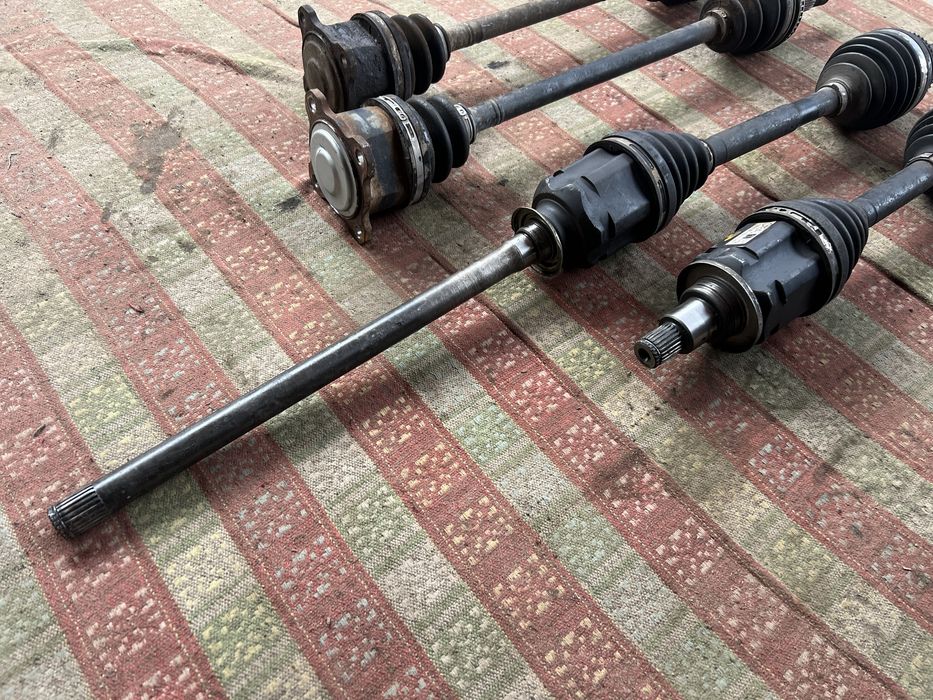 Привод, полуось левый, правый toyota rav4 2.0 tdi 2000-2006