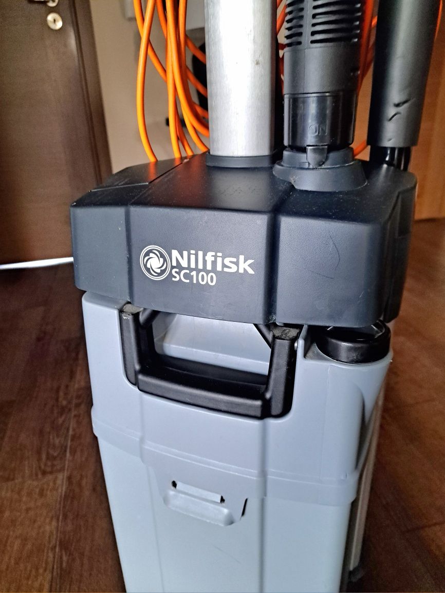 Szorowarka Nilfisk SC100