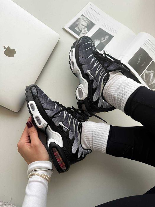 Осенние Кроссовки Nike TN Plus Black grey / Найк ТН 38 39 40 41 42