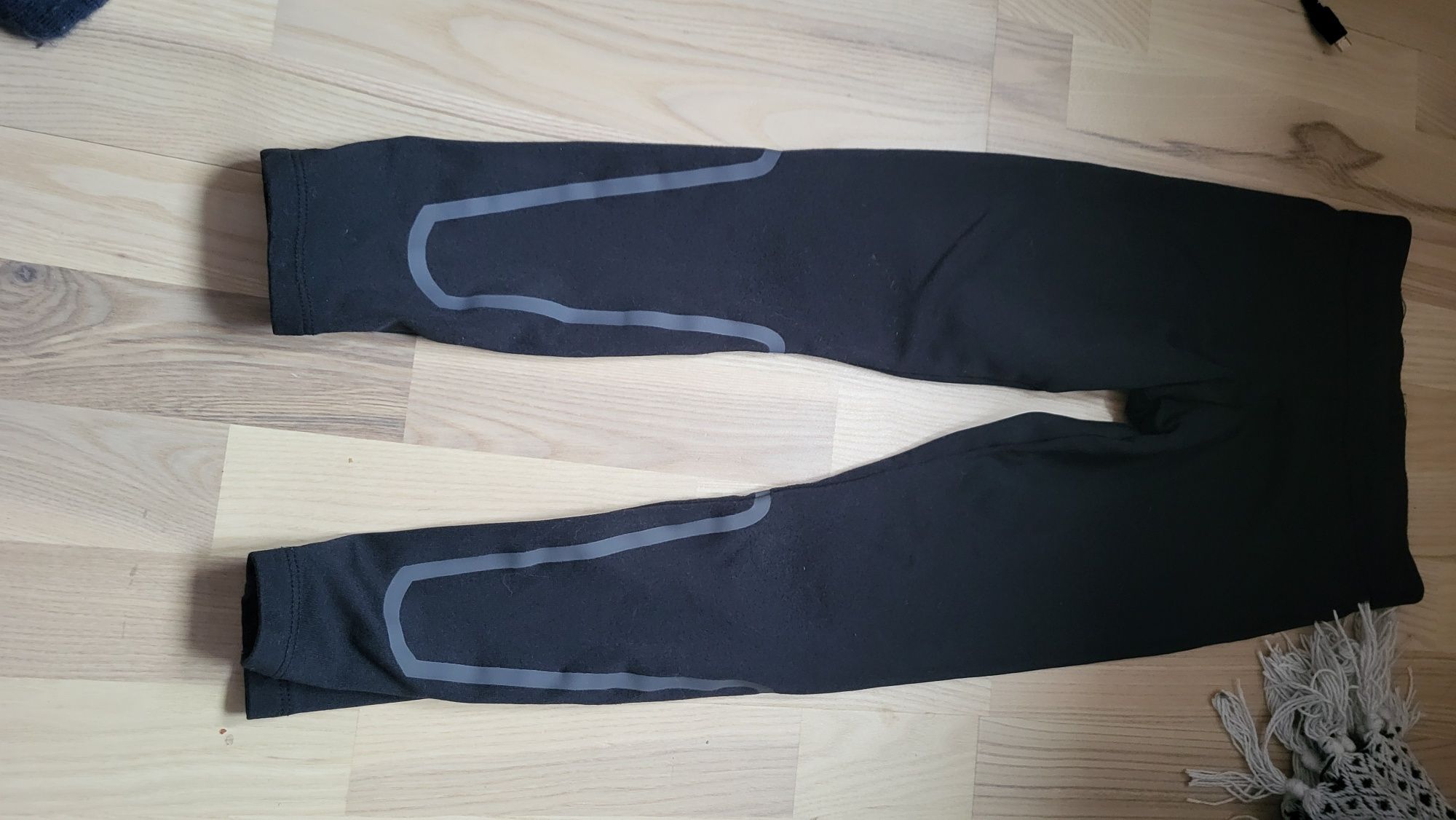 Narciarski komplet - skarpetki 29-31 i legginsy termiczne