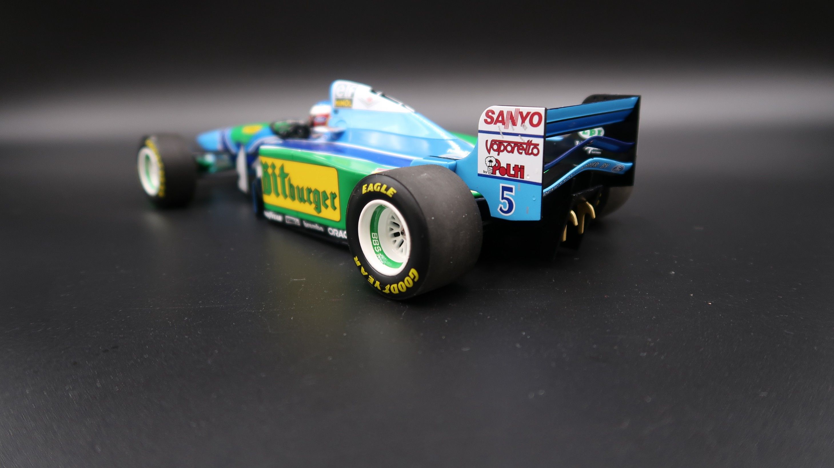 1:18 MinichampsBenetton Ford B194 M.Schumacher Champion 1994