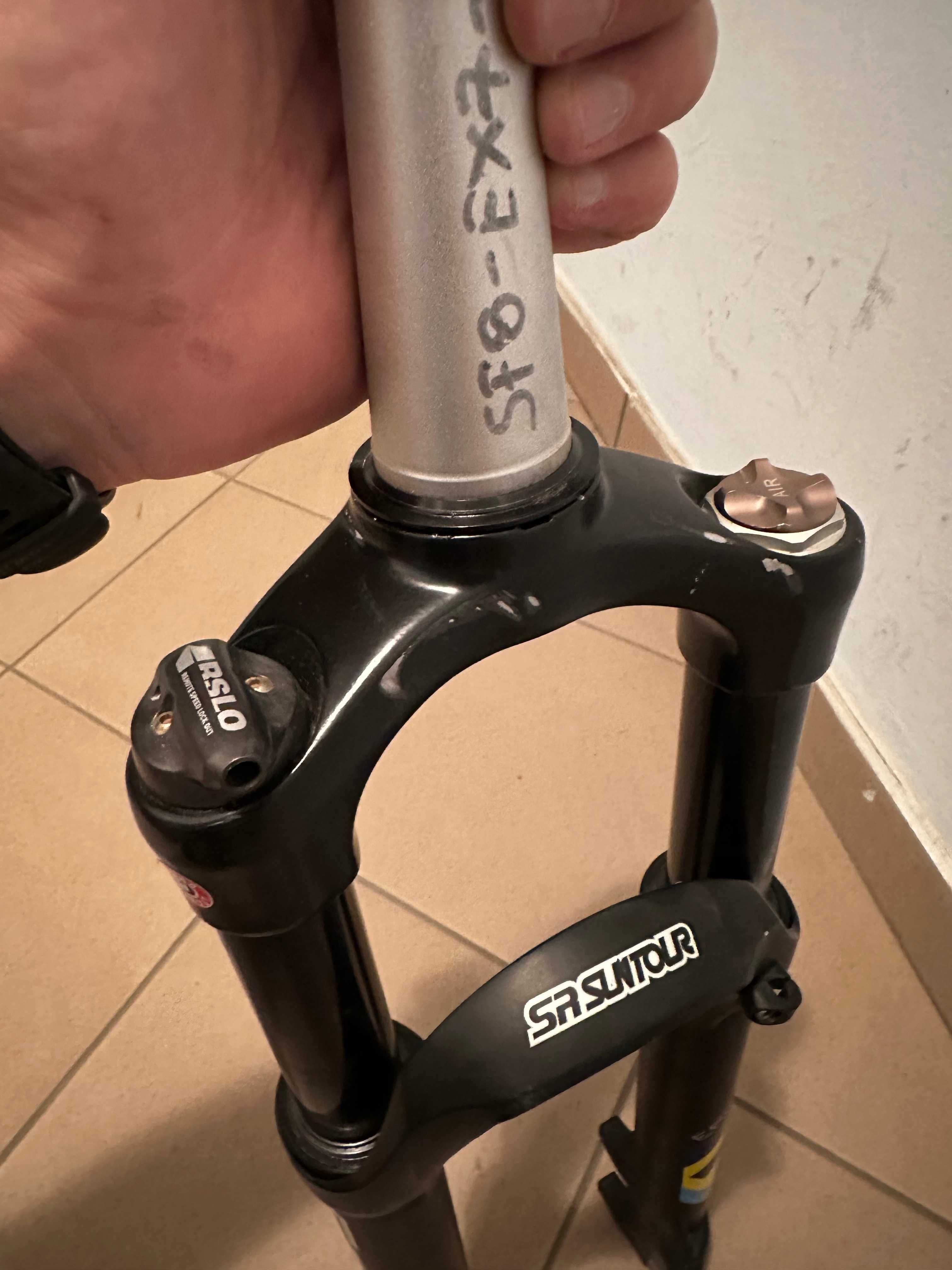 Amor powietrzny SR Suntour Epixon XC pod koła 27,5", używany, sprawny